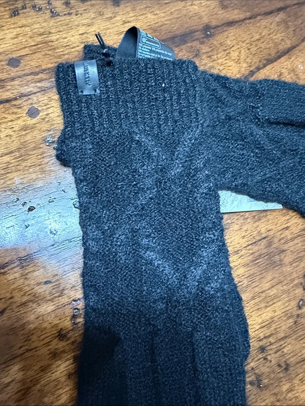 NWT AllSaints Gable Knit Gloves